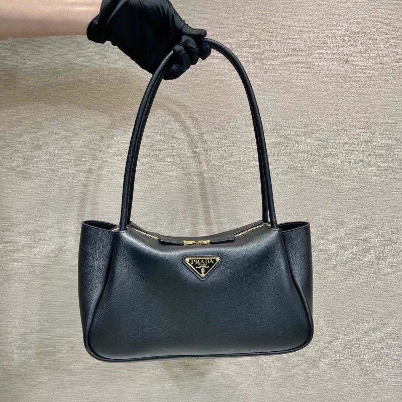 Pra*a hobo bags